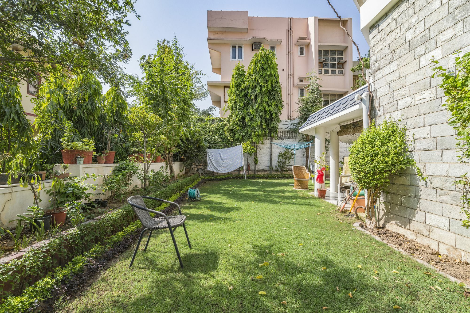 Giri Homestay By Vista Rooms Dźajpur Zewnętrze zdjęcie