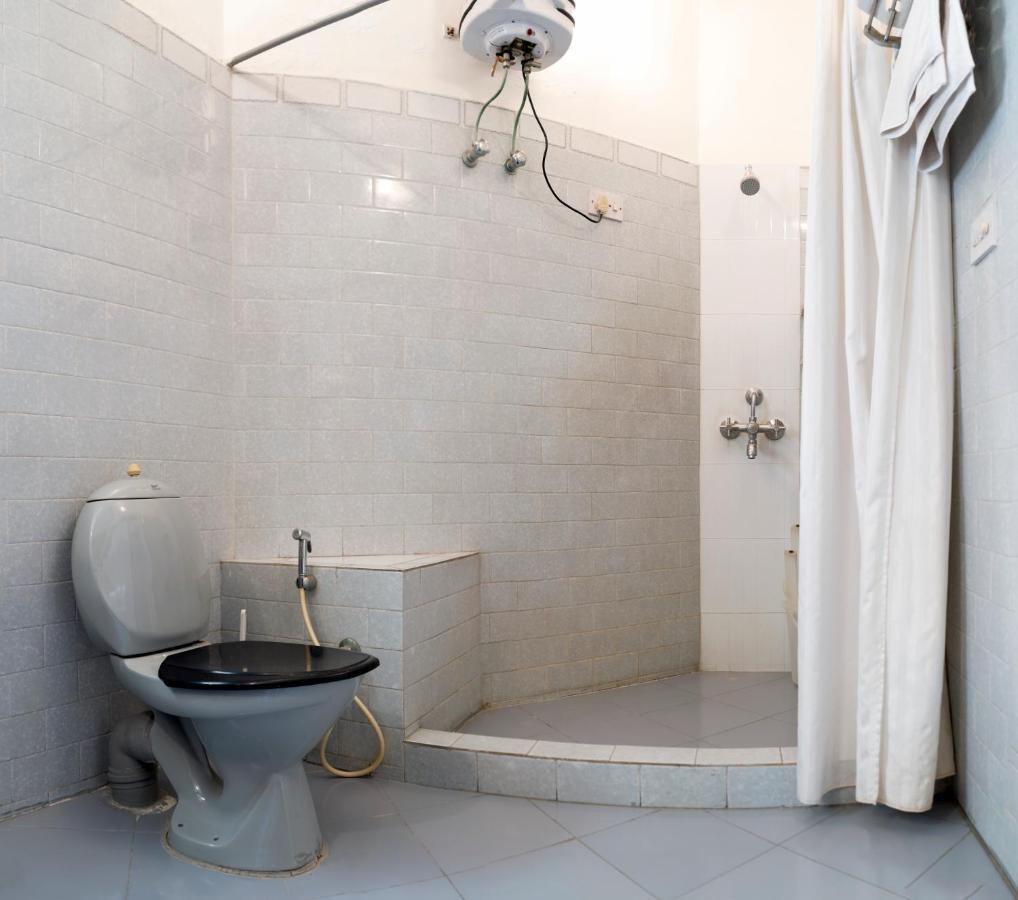 Giri Homestay By Vista Rooms Dźajpur Zewnętrze zdjęcie