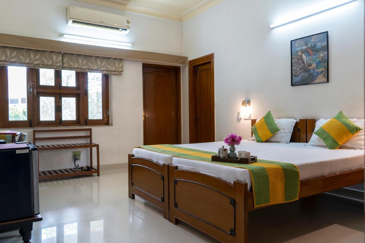Giri Homestay By Vista Rooms Dźajpur Zewnętrze zdjęcie